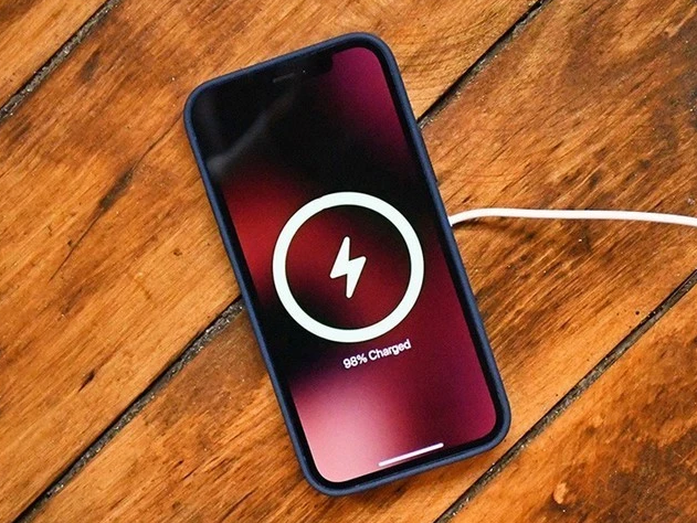 王下乡苹果手机维修分享iPhone 12可以随便充电吗 